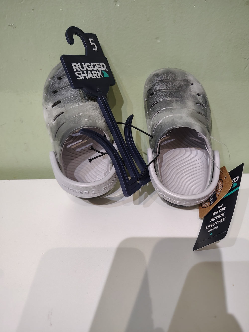 NWT Rugged Shark Baby Boy Green Tie Dye Sandals Croc Style Size 5 Grey Water